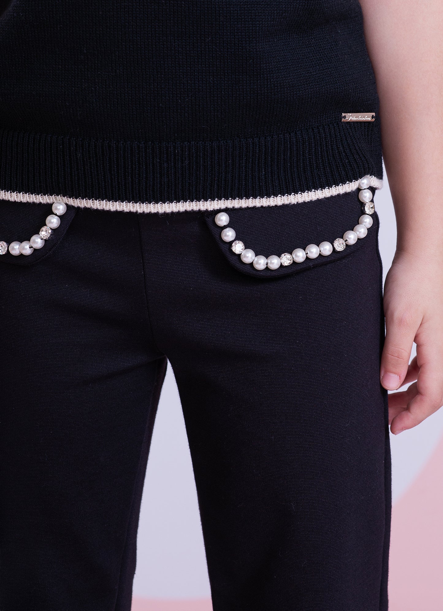 Calça Flare Lapelas Bordadas