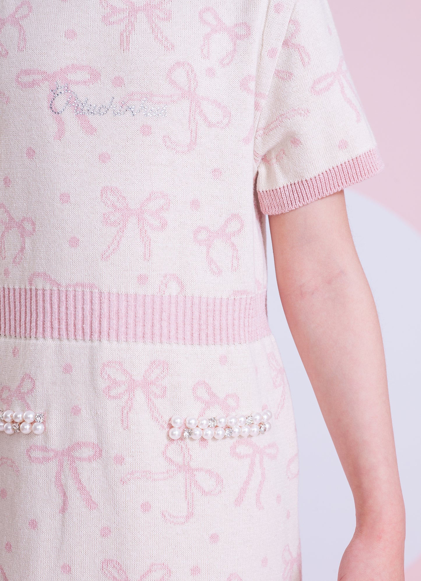 Vestido Tricot Multi Laçinhos Bolso Bordado