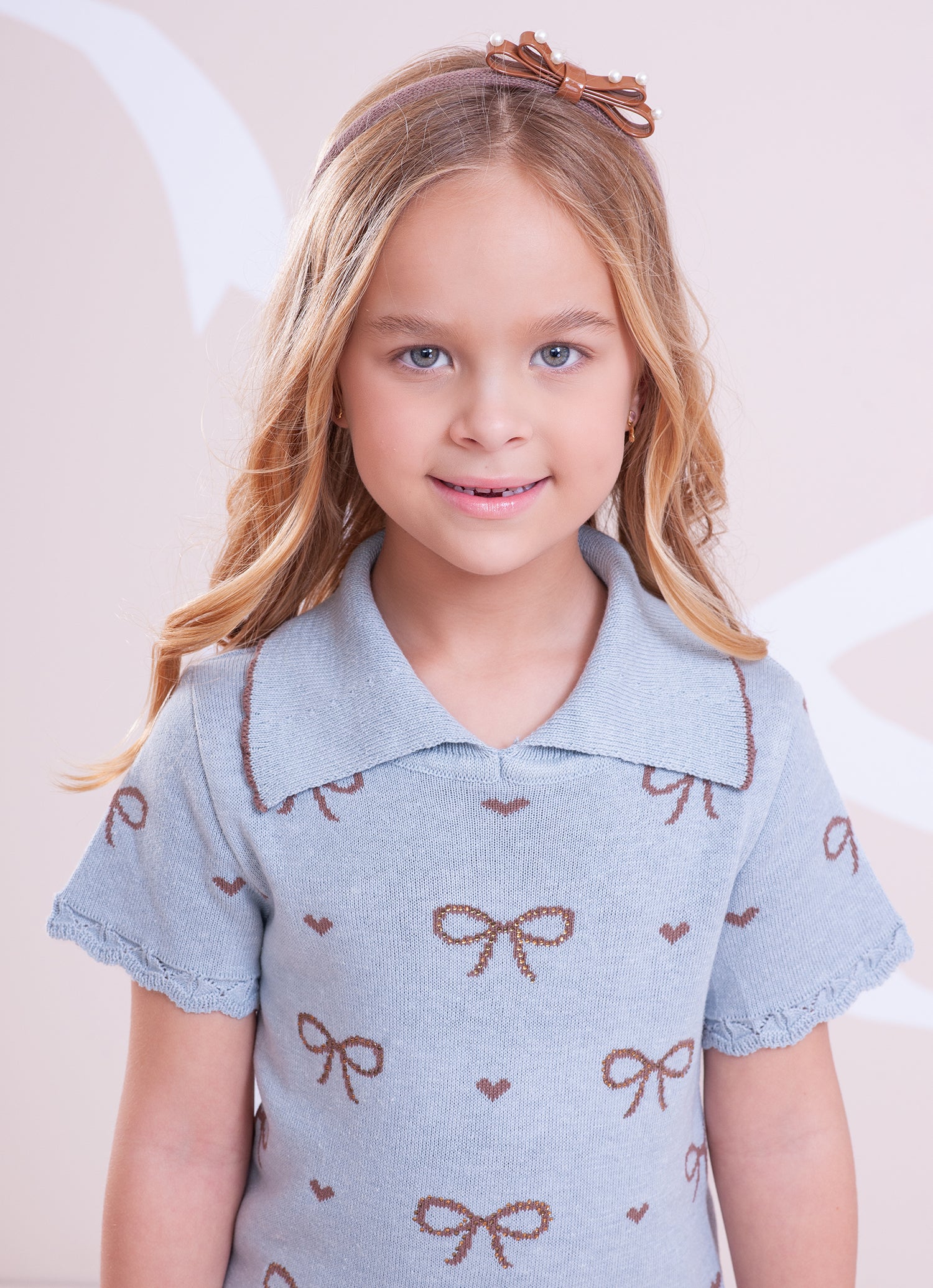 Blusa Tricot Gola Polo Laços e Corações Cristal